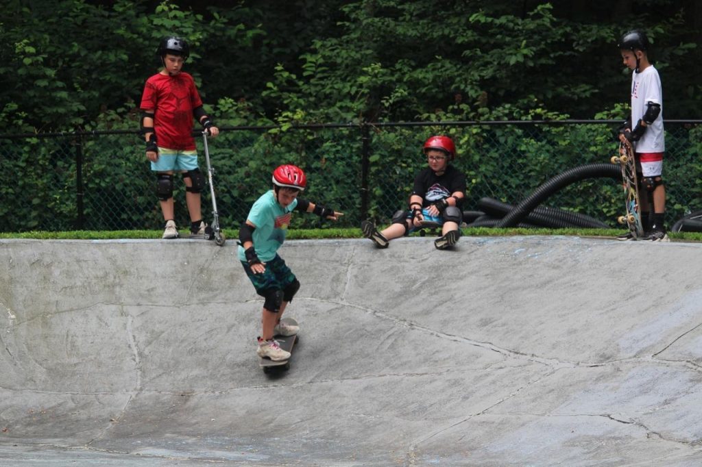 Learn To Skateboard Mountain Lakes 1024x682 Learn to Skateboard Mountain Lakes